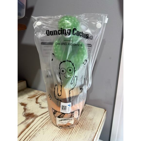 Dancing Cactus Talking Singing Light Up Plush Toy Interactive Repeat for Kids - Picture 2 of 3